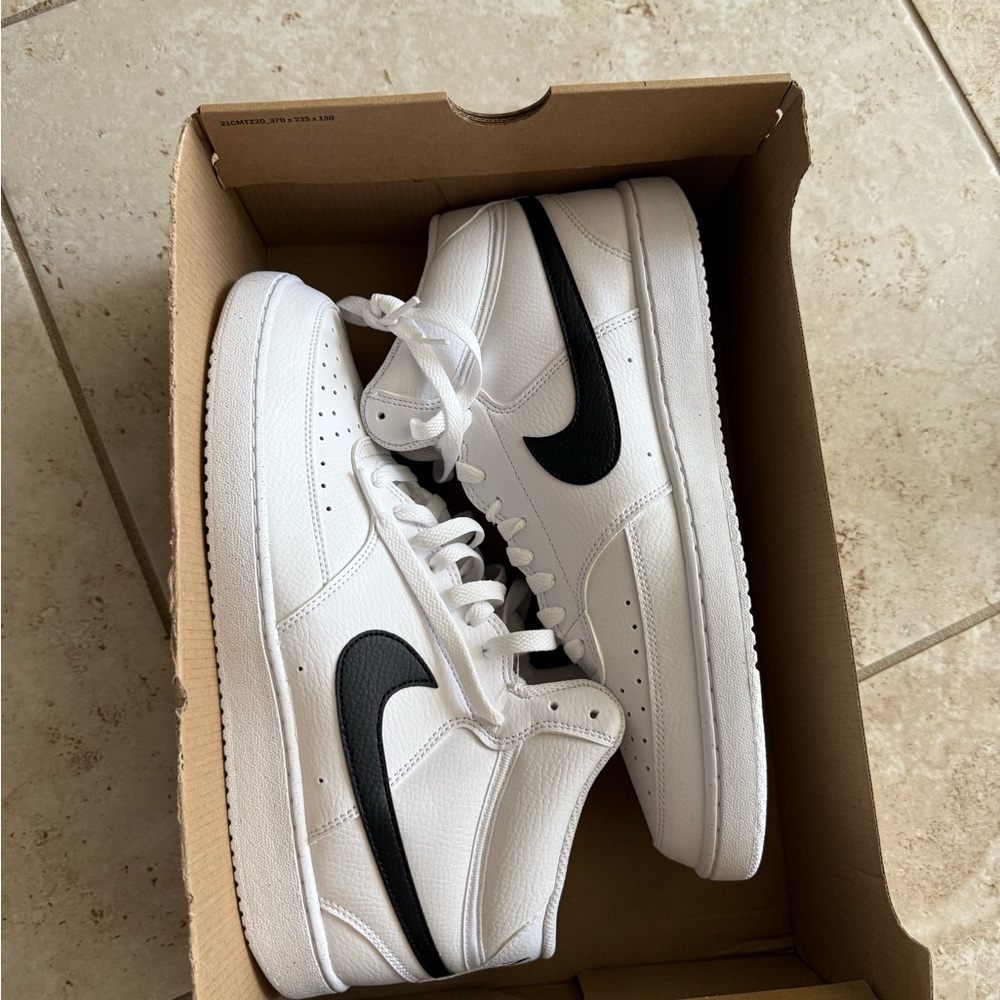 Nike Vision Court Mid Next Nature